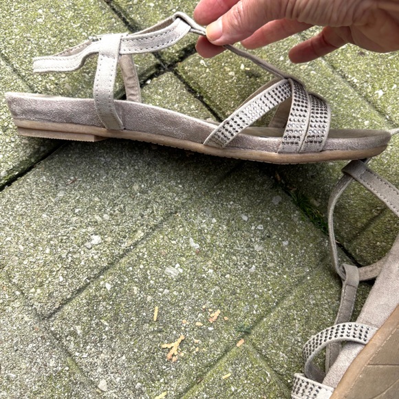 Marco Tozzi Elegant Gray Sandals - Picture 4 of 8